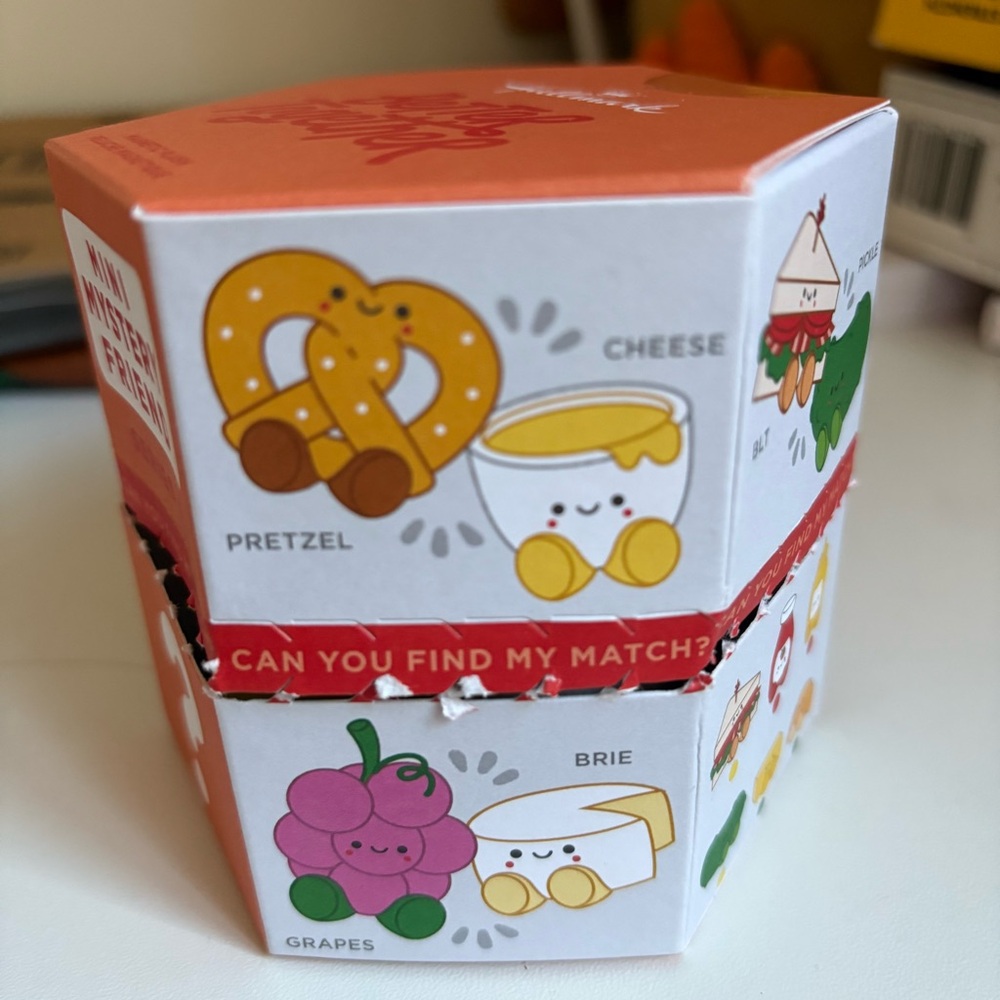Hallmark Series 4 Better Together Plush - Picture 2 of 4